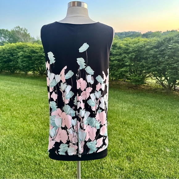 ALFANI FLORAL SLEEVELESS TOP - Picture 12 of 16